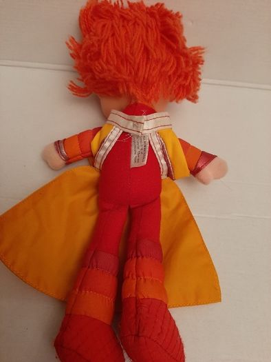 Rainbow Bright collectable doll with Cape 1983 notebook and original box