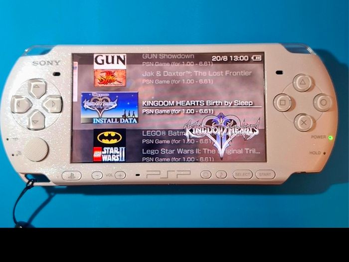 PSP 3000 Series Pearl White (Modded)