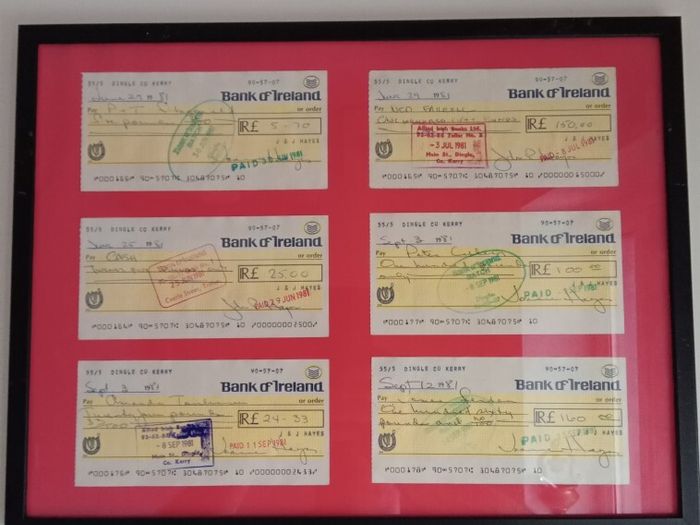 Vintage-Bank of Ireland-Cheques