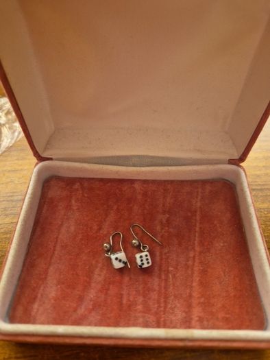 Vintage tiny earrings