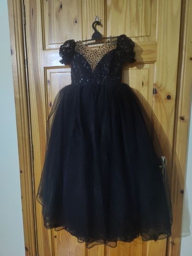 beautiful girl dress