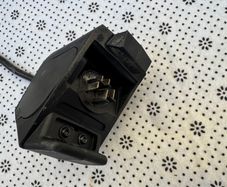 Bosch eBike battery charger connector