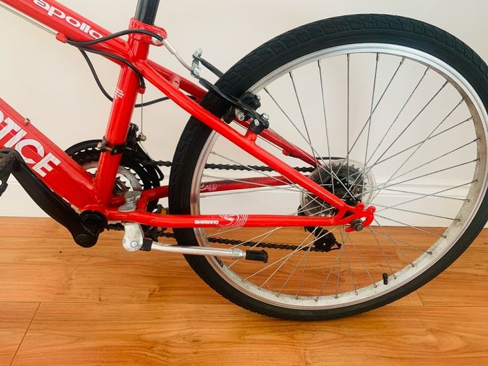Bike: Apollo Vortice Junior Hybrid Bike - 24" Wheels