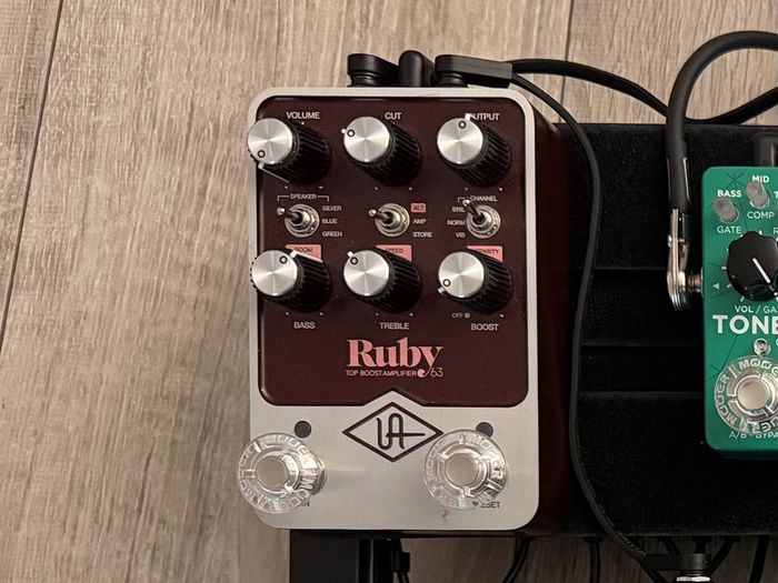UAXF Ruby 63 Top Boost Amplifier