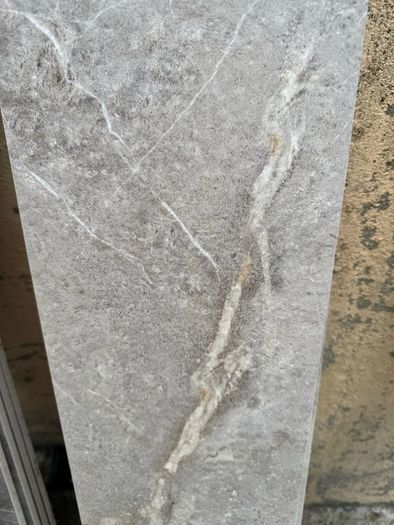 20 Porcelain stone effect floor tiles 20cm x 120 cm