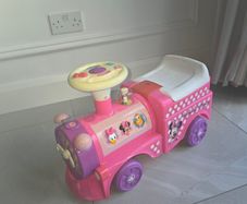 Disney Minnie Mouse My First Activity Ride On