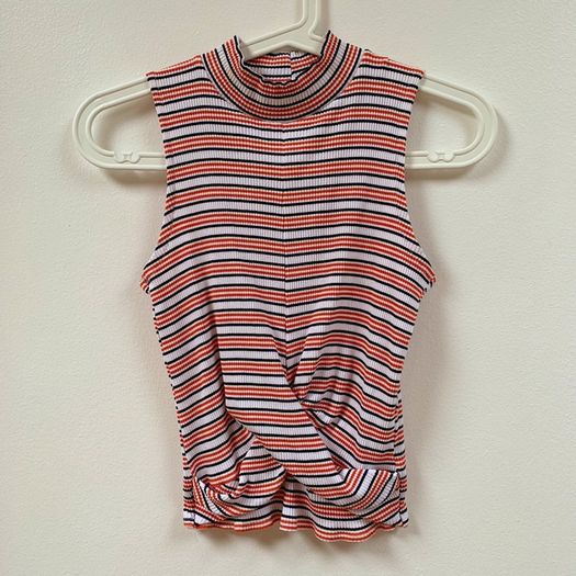 Stripped top