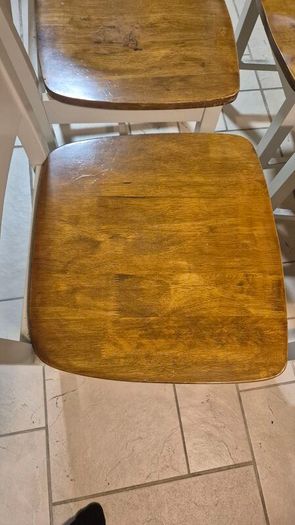 4 Wooden Chairs