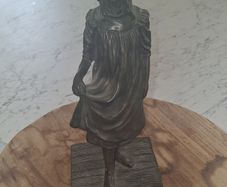 Jeanne Rynhart Figurine " Dancing at Crossroads "