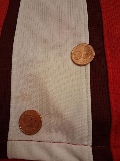 Arsenal Jersey. Official Arsenal Home Jersey From Season 2008 / 2010. Authentic Original From 2008. Not A Modern Day Remake.