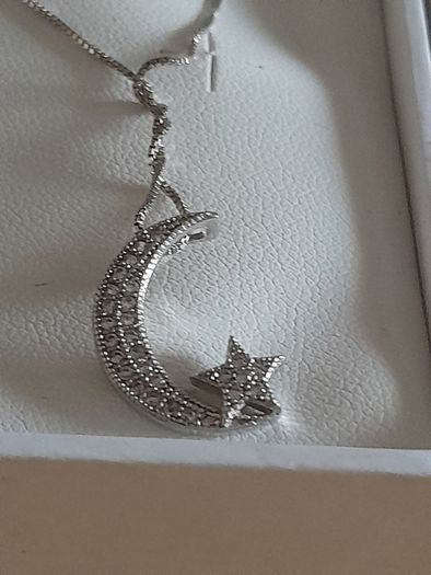 silver chain and pendant