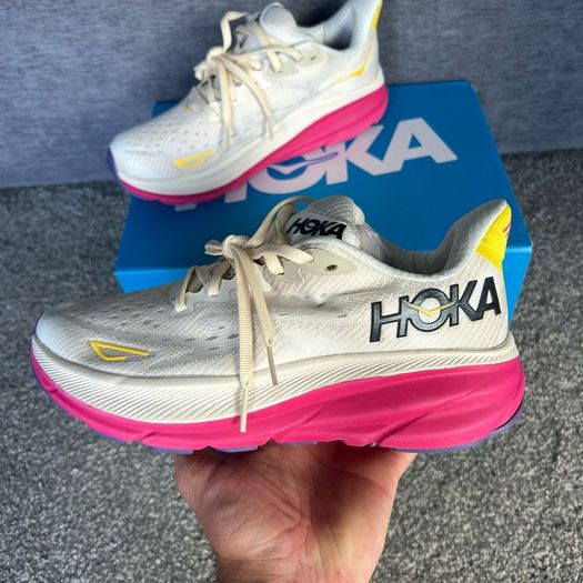 Hoka Clifton 9