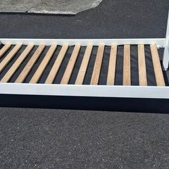 Single bed frame