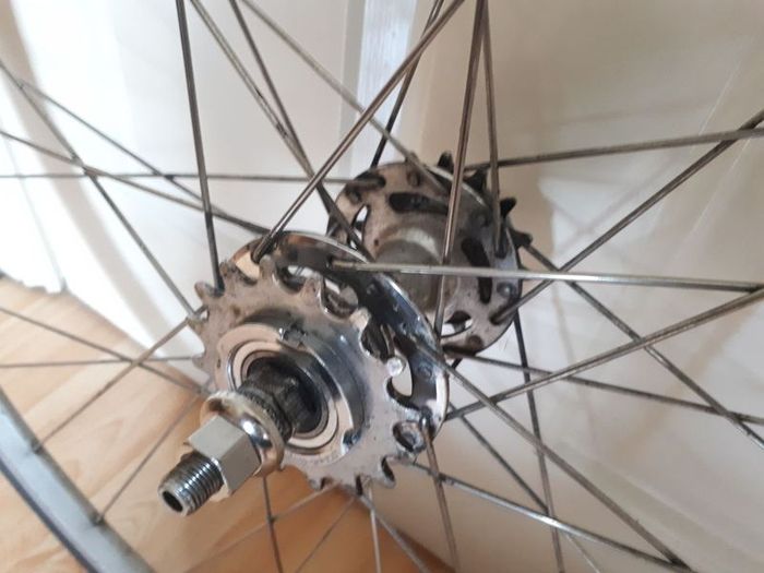weinmann DP18 wheelset