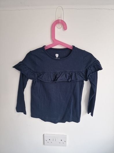 Girls 5-6yrs navy cotton frilled top.