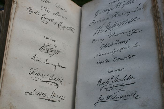 The American Orator With An Appendix, Containing The Declaration Of Independence, With The Fac-similes Of The Autographs Of The Signers, The Constitution Of The United States, Washington's Farewell Address, And Fac-similes Of The Autographs Of A Large Num