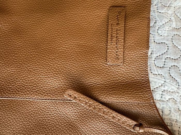 Pure luxuries london  leather bag