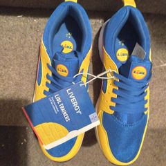 brand new with tag mens runners uk9/43