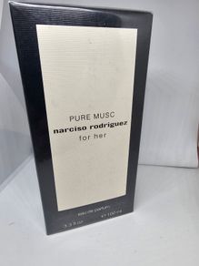 Narciso Rodriguez for her EDP