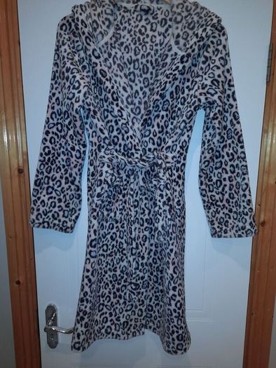 girls nightgown