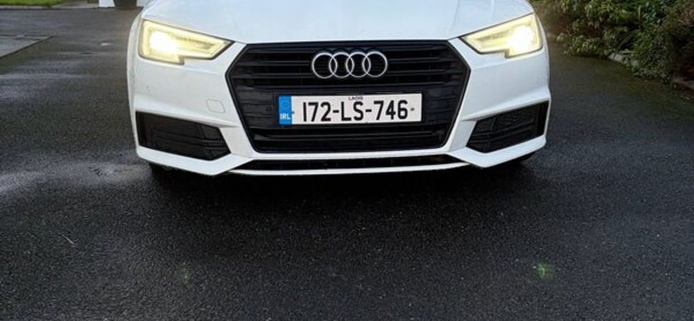 Audi A4 sline black edition