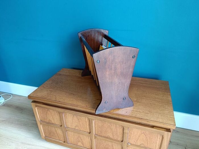 Mid Century Vintage Retro Magazine Stand