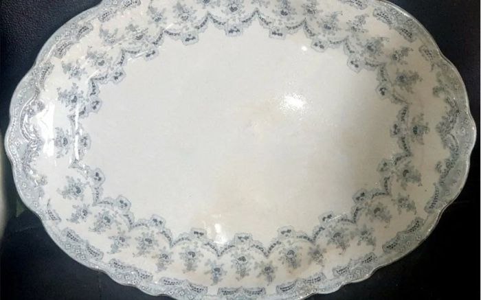 Antique John Maddock & Sons Platter Set (3 Pcs)