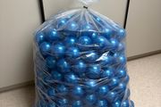 plastic balls 200 pcs