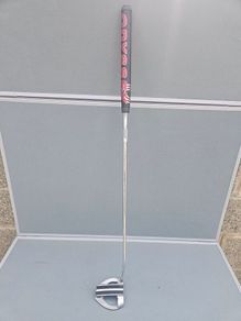 Golf putter