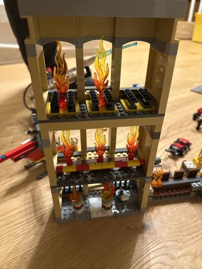 Lego City downtown fire set 60216