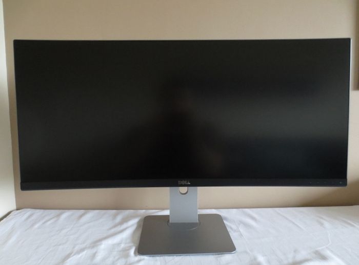 Dell U3415WB 34" Curved Ultra Wide Quad HD IPS LCD Monitor