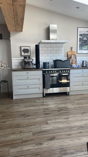 Complete Shaker-Style Kitchen (Disassembled) - Grey & Walnut Finish