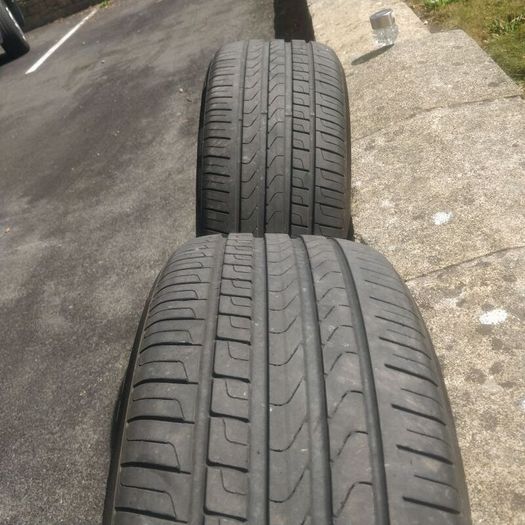 255/50R19 Pirelli tyres with 5mm Thread.