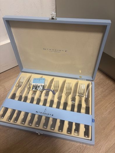 newbridge home steak knife and fork set