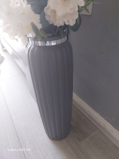 vase of flowers