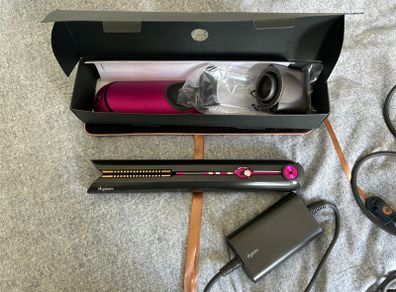 Unused Dyson Corrale Cordless Straightener - Fuchsia
