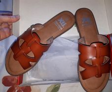 XTI - Slide Sandals - Brown - UK 6 - Brand New in Box - RRP 39.95