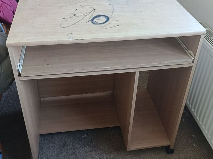 roller desk
