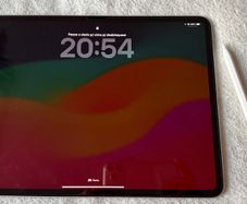 iPad Pro 13 (M4) - 512GB  WiFi M4 Chip + apple pencil