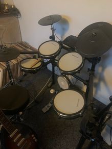 Electronic drum kit Millennium MPS - 750X