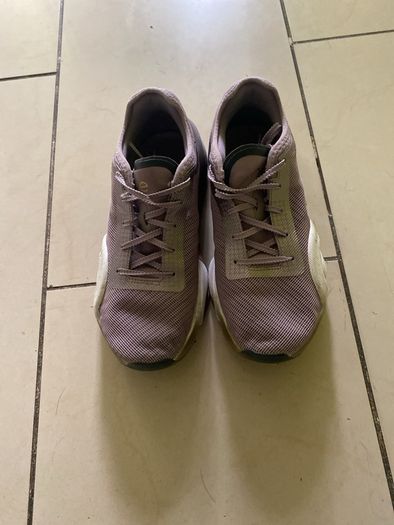 womans  runners