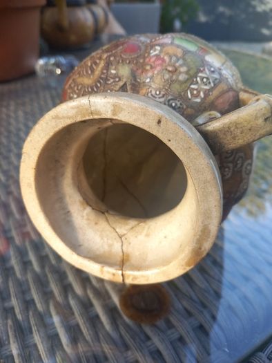 Pretty antique Japanese vase, damaged, D18