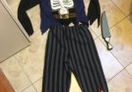 costume