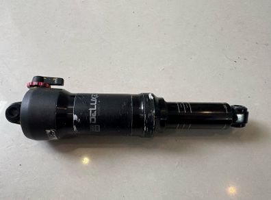 RockShox Deluxe suspension