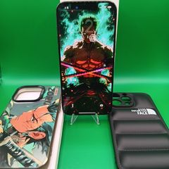 iPhone 15 Pro Max 512 GB with 4 cases excellent condition