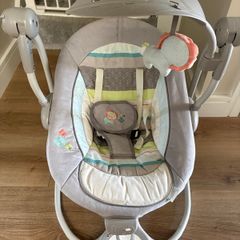 Baby swing