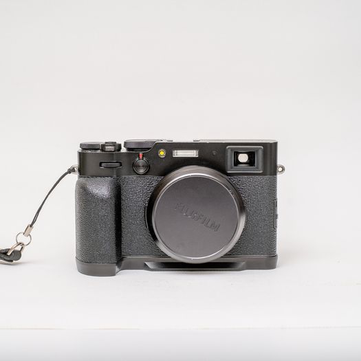 Fuji x100v metal handgrip