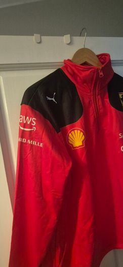F1 Ferrari Half zip