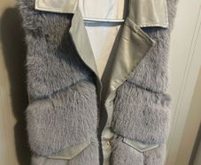 Stunning fur gilet, like new.  Bought Neola Boutique Malahide