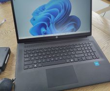 Big Screen Fast HP Laptop Intel 11th/12GB/256GB SSD/W11